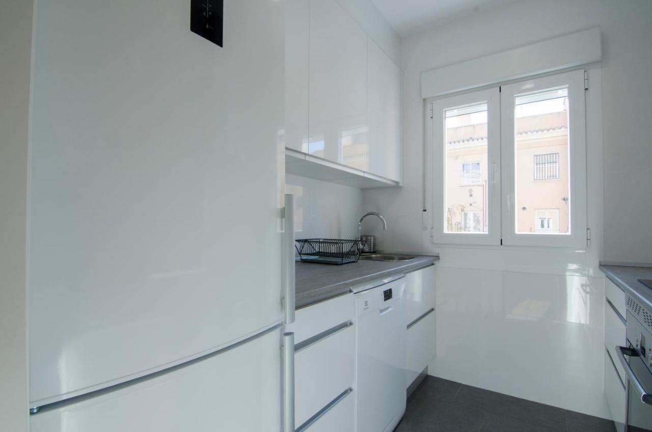 2 Bedrooms 2 Bathrooms Furnished - Bernabeu - Business Area With Terrace - Minty Stay مدريد المظهر الخارجي الصورة